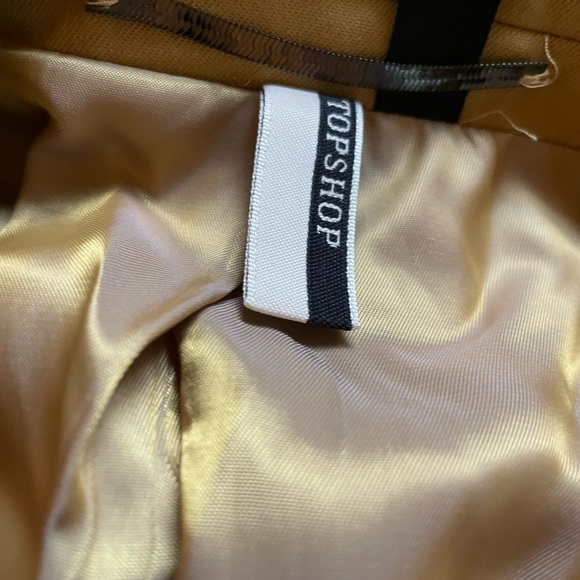 Gold top shop suit - Picture 5 of 6